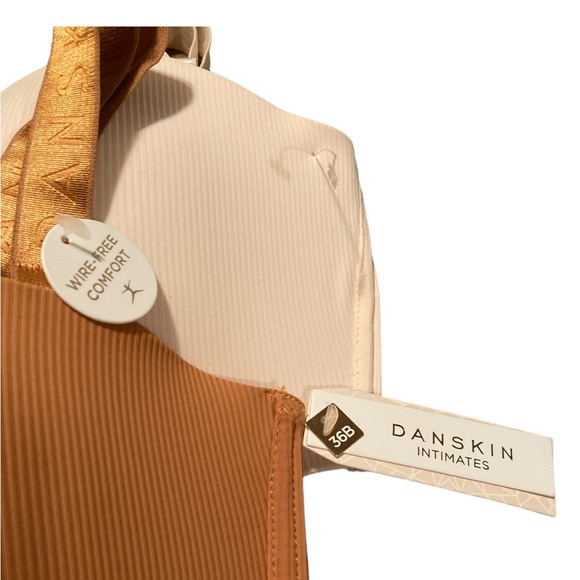 Danskin Intimates Removable Strap Bras - Picture 6 of 9